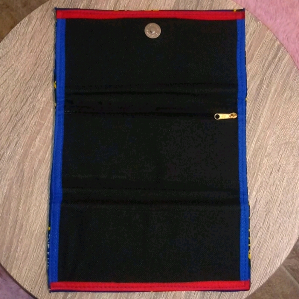 Beautiful Wallet - Picture 4 of 5